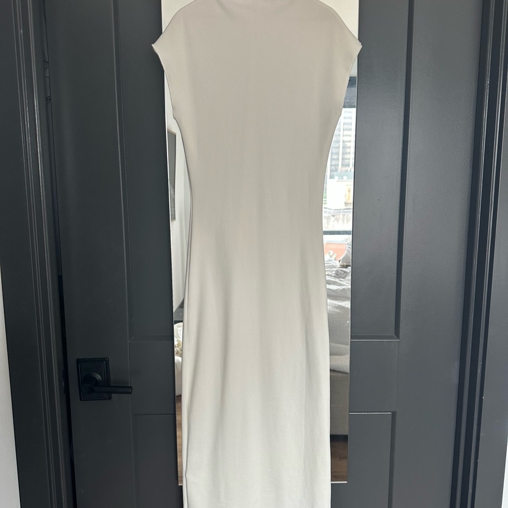 ZARA KNIT MOCK NECK BODYCON MIDI DRESS- WHITE SIZE SMALL - Picture 4 of 6